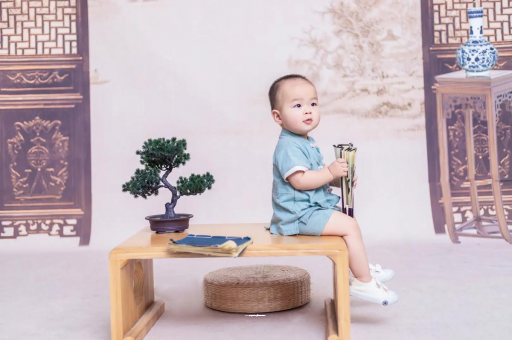 海东宝宝几个月认人